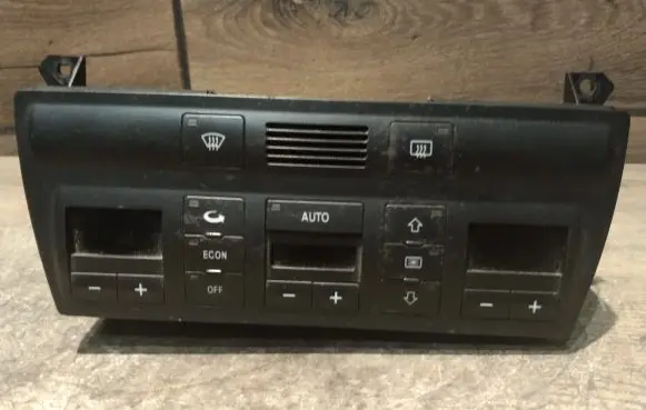 Audi A6 S6 C5 4B Climate control unit 4B0820043F 5HB00760400