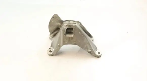 BMW X3M F97 Engine mounting bracket 8053492
