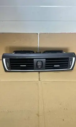 BMW 1 F20 F21 Dash center air vent grill 9317944