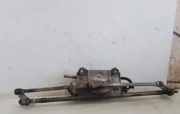 Jeep Grand Cherokee (WJ) Front wiper linkage and motor