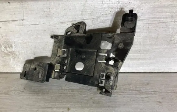 Citroen C3 Aircross Other engine bay part 9813085580