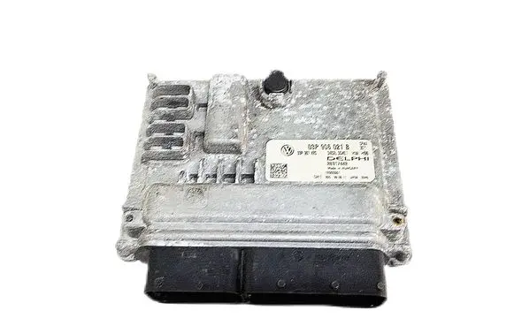 Volkswagen Polo V 6R Engine control unit/module 03P906021B