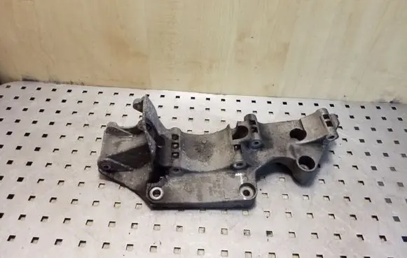 Volkswagen Golf IV Generator/alternator bracket 045903143C