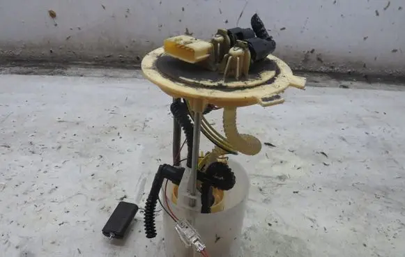 Nissan X-Trail T32 In-tank fuel pump 170404BE1A