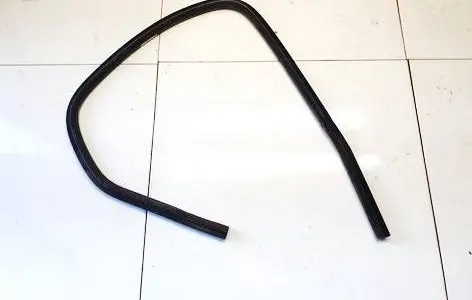 Volvo V50 Rubber seal rear door 