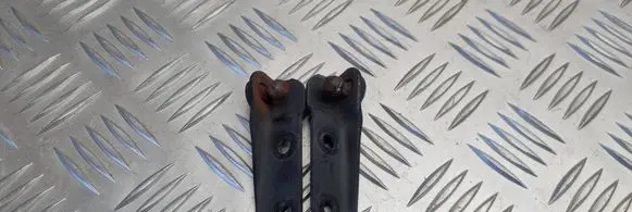 Volkswagen Caddy Shock absorber/damper mounting bracket 
