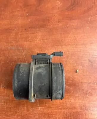 Mercedes-Benz Vito Viano W447 Mass air flow meter A6519050500