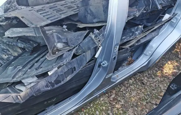 Peugeot 4007 Pillar (middle) 