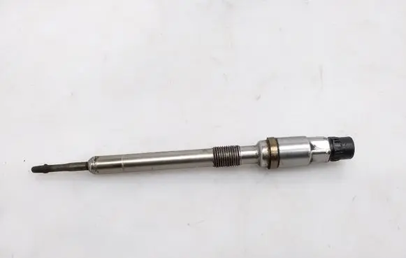 Seat Toledo IV (NH) Glow plug E2520028814