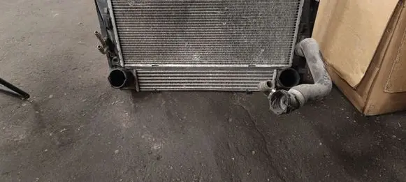 BMW 3 E90 E91 Coolant radiator 7788898