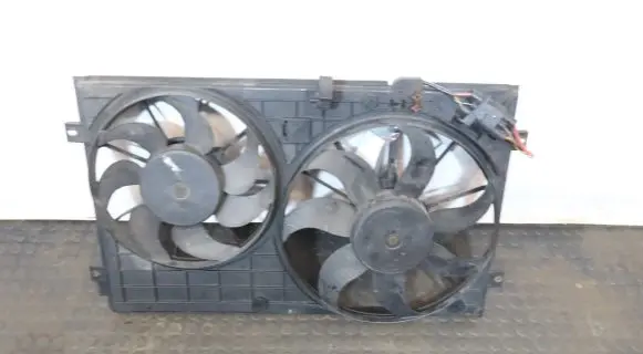 Audi A3 S3 8P Air conditioning (A/C) fan (condenser) 