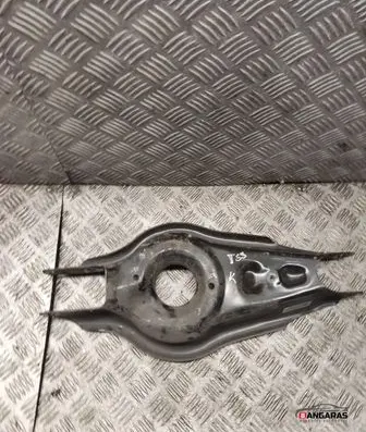 Tesla Model 3 Rear upper control arm/wishbone 104445100f