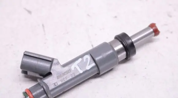 Fuel injector