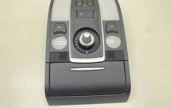 Audi Q7 4M Front seat light 4L0947135AA 18550137 4F0951177