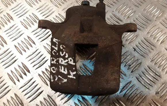 Toyota Corolla Verso AR10 Front brake caliper