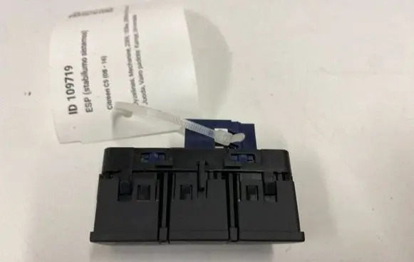 Citroen C5 ESP (stability program) switch