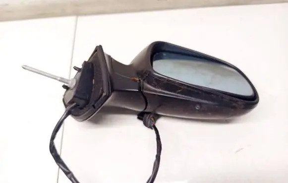 Peugeot 407 Front door electric wing mirror 