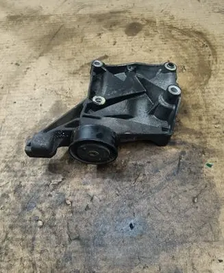 Lancia Delta III Engine mounting bracket 55208165 B813