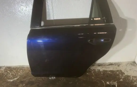 Mazda 6 Rear door