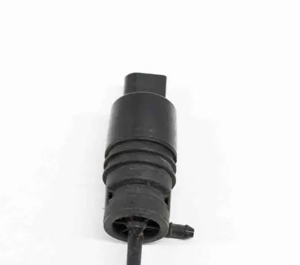 Mercedes-Benz E W212 Windscreen/windshield washer pump 3028232 A2218690121