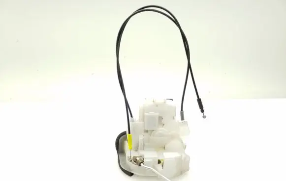 Subaru Impreza III Front door lock