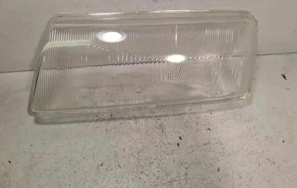 Opel Vectra A Headlight lense 4421105L 0252975