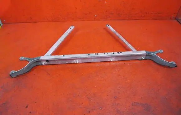 Audi A8 S8 D3 4E Other under body part 4E0805253E1