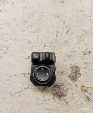 Nissan Juke II F16 Wing mirror switch 255705RA1A