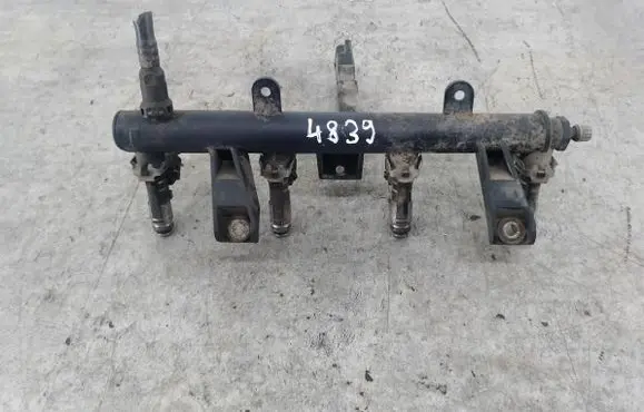 Peugeot 206 Fuel main line pipe 9628982980D