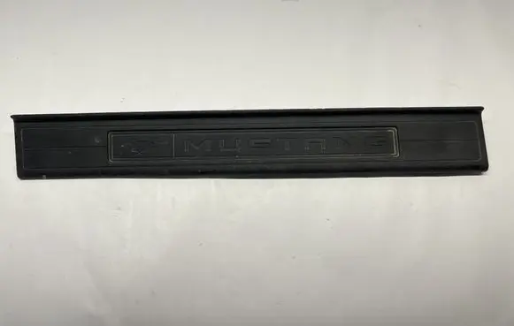 Ford Mustang VI Front sill trim cover FR3B6313222AEW