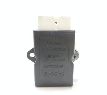 Hyundai i30 Seat belt warning relay 881962L000