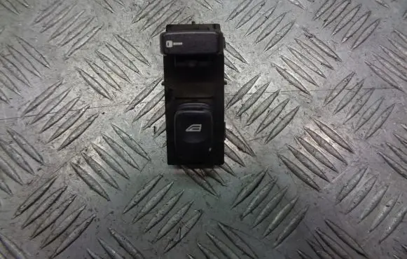 Volvo S40 Quarter vent window switch 