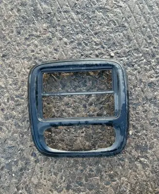 Renault Trafic III (X82) Dashboard center trim panel 682603912R 93452449