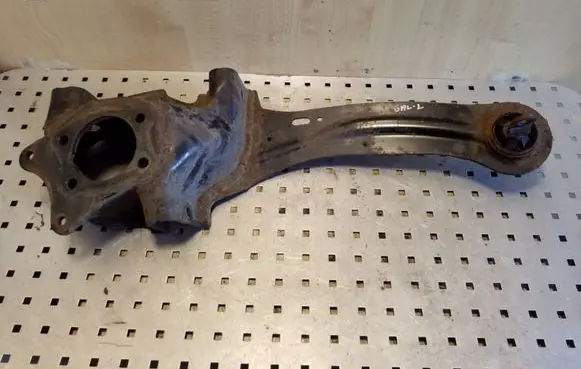 Rear upper control arm/wishbone