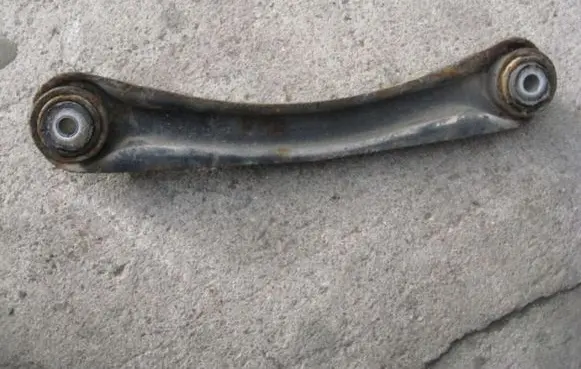 Mercedes-Benz E W124 Rear control arm
