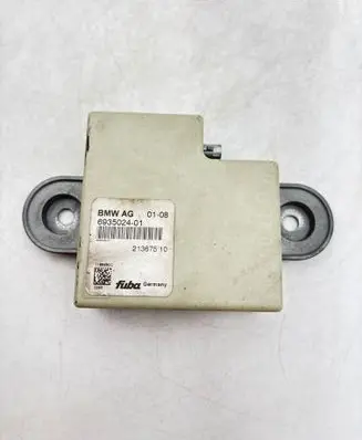BMW 3 E46 Aerial antenna amplifier 6935024 65206935024