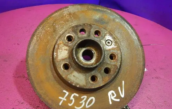 Opel Astra G Front wheel hub spindle knuckle