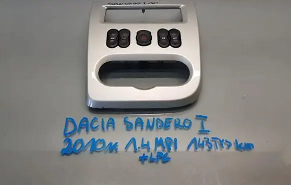 Dacia Sandero Panel trim