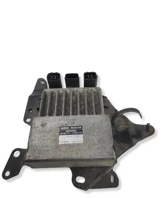 Toyota Avensis T270 Fuel injection control unit/module 8987120070 1310001371