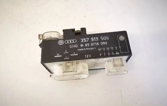 Volkswagen Golf III Coolant fan relay 357919506 357919506A