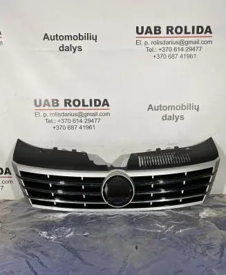 Volkswagen PASSAT CC Front bumper upper radiator grill