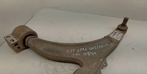 Opel Insignia A Front lower control arm/wishbone
