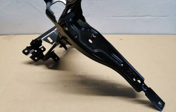 BMW 3 G20 G21 Headlight/headlamp mounting bracket 7422294DANEK 7422294