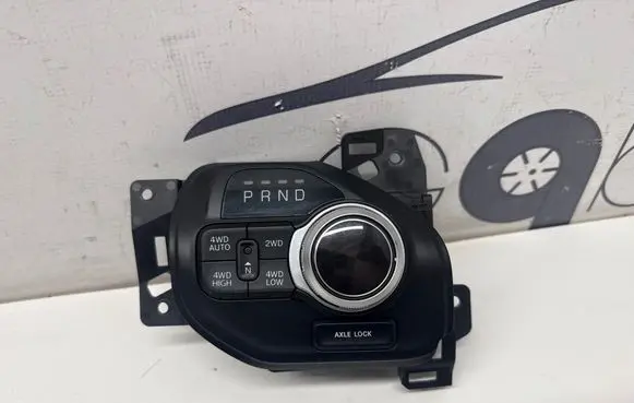 Dodge RAM Gear shift switch/knob 68328326AH