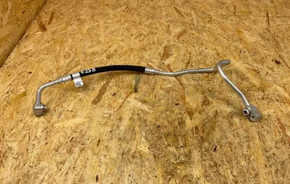 BMW X2 F39 Air conditioning (A/C) pipe/hose 9869634