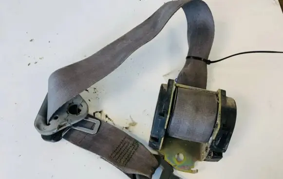 Renault Espace II Rear seatbelt