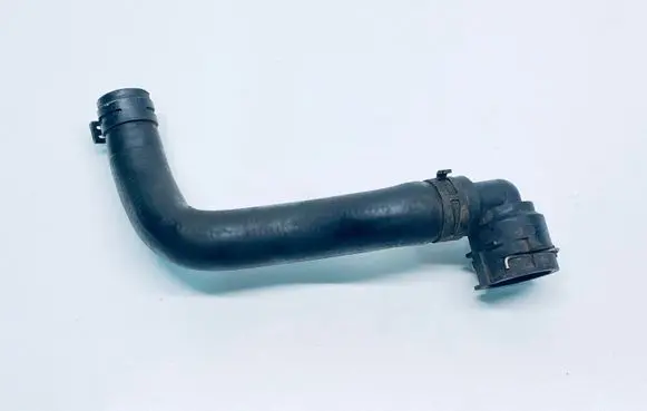 Volkswagen Golf V Engine coolant pipe/hose 1K0122157B