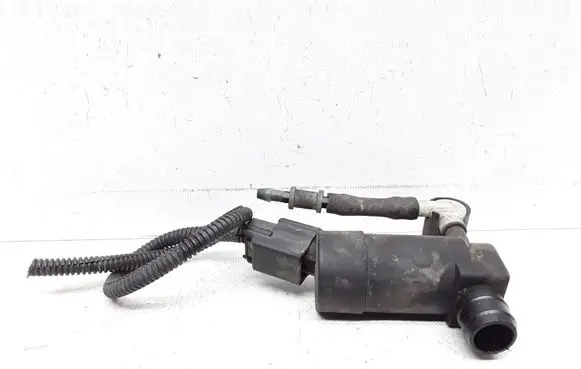 Volvo XC90 Windscreen/windshield washer pump 