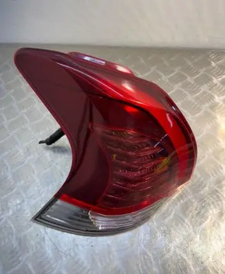Peugeot 3008 I Rear/tail lights 9805510580 00017834 81290101