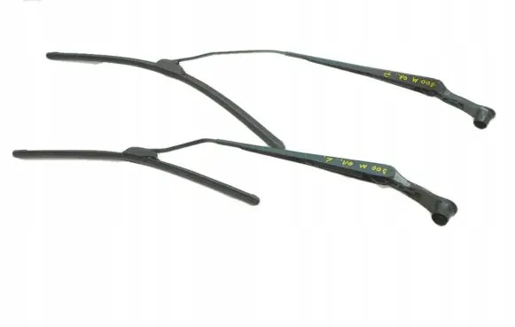 Chrysler 300M Front wiper blade arm